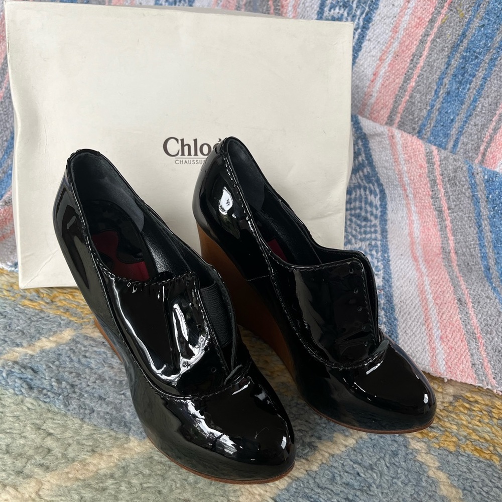 CHLOE Patent Leather Wooden Heel Shoes SIZE 37